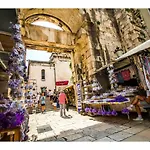 Terazza Grande In Diocletian Tower * 스플리트