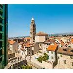 Terazza Grande In Diocletian Tower 스플리트