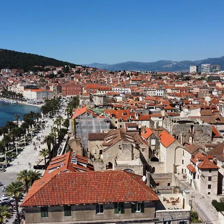 Terazza Grande In Diocletian Tower Apartamento