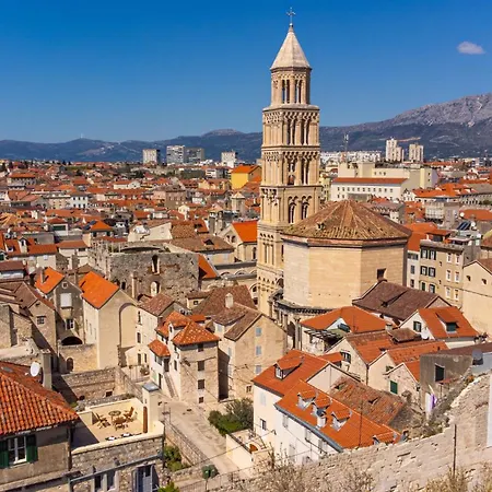 Terazza Grande In Diocletian Tower Apartment Split