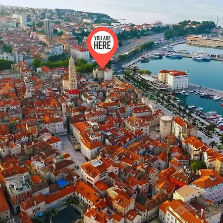 Terazza Grande In Diocletian Tower Апартаменти